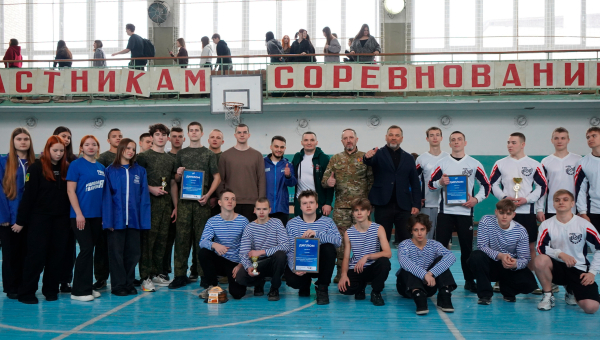 В техникуме — «Гвардейская машина»: спорт, патриотизм и живые герои